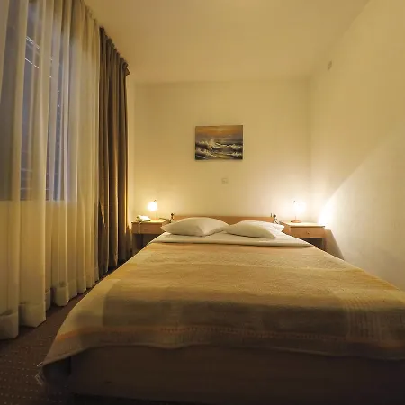 Hotel Mihovil 3*